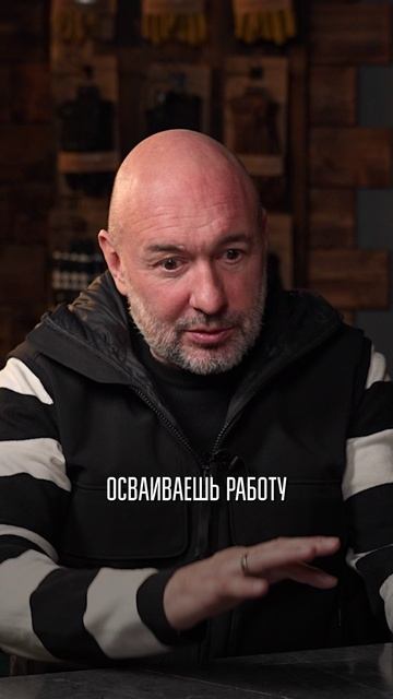 ГЛАВНОЕ отличие людей из кастом-мира! #байкер #мотоцикл #мото смотреть онлайн