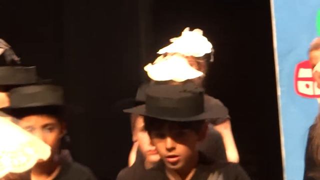 Мюзикл муз. лагеря - 19/04/14 смотреть онлайн