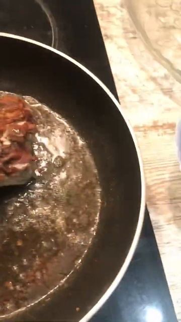 Мясо к пиву на сковородке