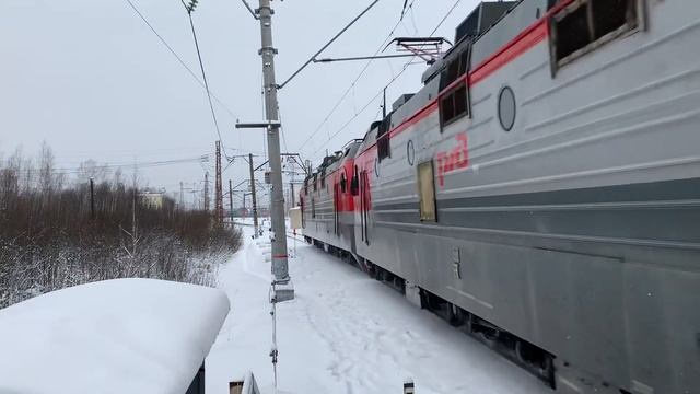 Электровозы ЭП1М-790+ЭП1М-624 следуют резервом смотреть онлайн