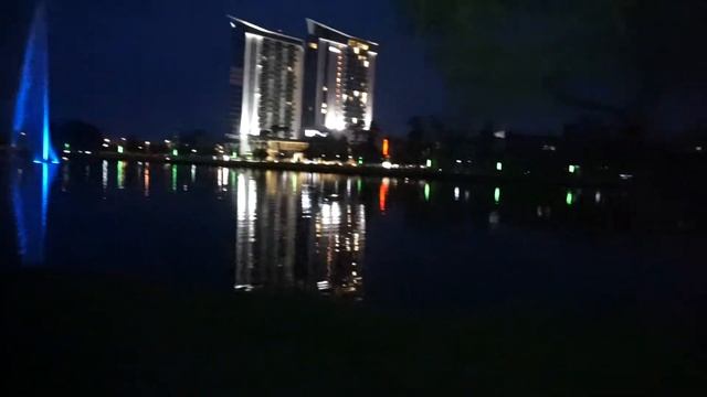 Вечер на озере. Batumi. Nuri Lake. смотреть онлайн