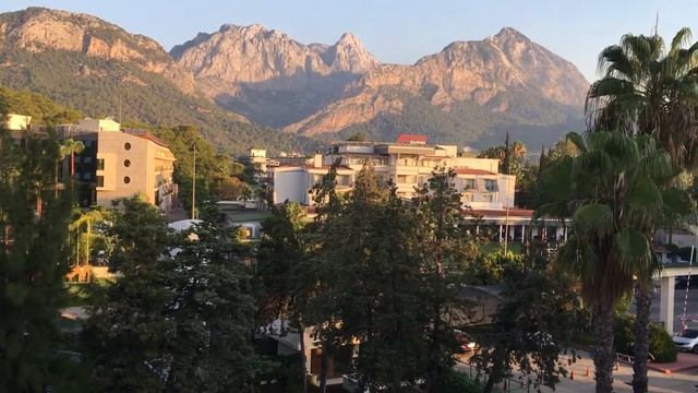 Турция. Гёйнюк. Вид из номера, отель «Queen’s park resort».Август-2022. смотреть онлайн