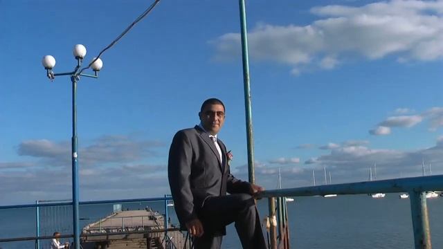 Эльмаз и Халил смотреть онлайн