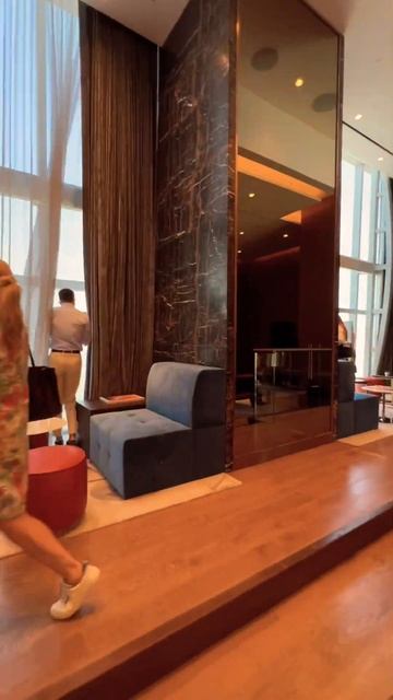 Жк Uptown #влогикаждыйдень #жизньвдубае #дубай #shorts смотреть онлайн