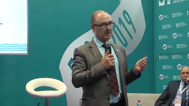 4_ДРУГАЯ ШКОЛА. ОБРАЗ ВЫПУСКНИКА смотреть онлайн