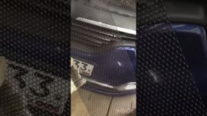 Демонтаж переднего бампера Рено-Логан.Установка защитной сетки радиатора.