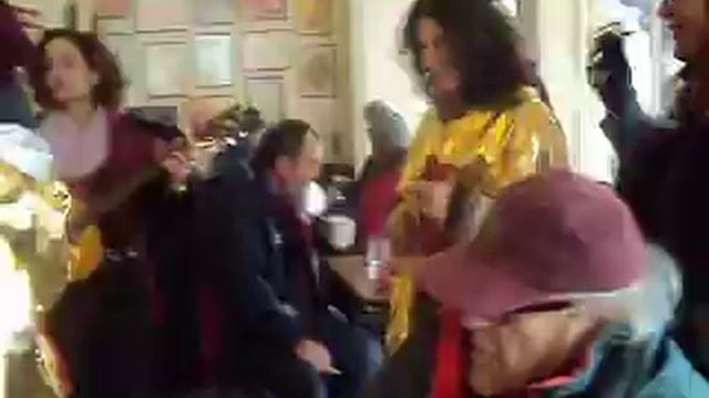 PROTOXRONIA PARAMONI 2015, PLATEIA KYPSELIS, BIOLETA смотреть онлайн