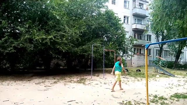 Вероника,Екатерина VS Галина! Кто круче? Пионер-болл смотреть онлайн