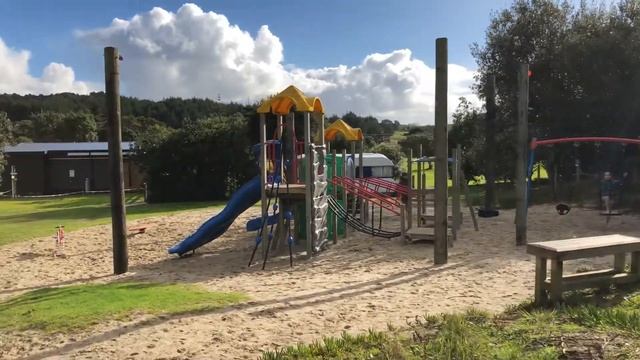 Зима на пляже - Winter in Waipu Cove смотреть онлайн