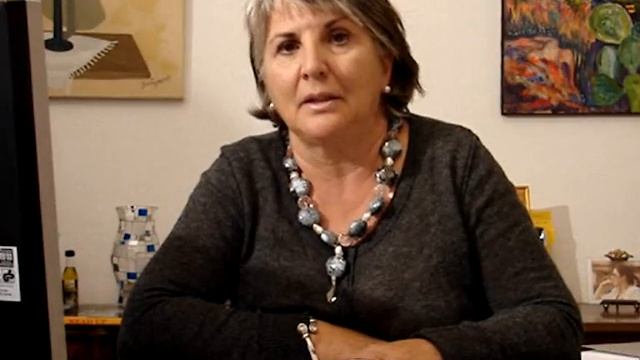 Floras TV presents Sylvia Kar and Speaking, Listening, Writing for ECPE смотреть онлайн