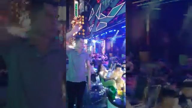 Ночной Вьетнам. смотреть онлайн
