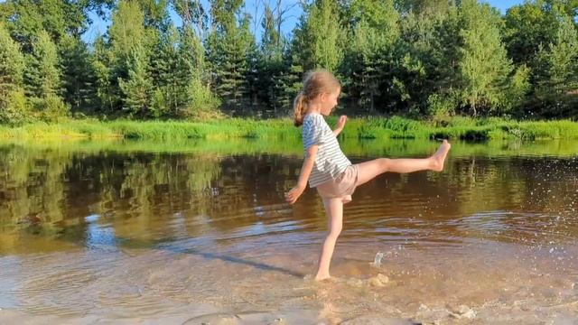 Отдых с палатками. Фролищи река Лух.