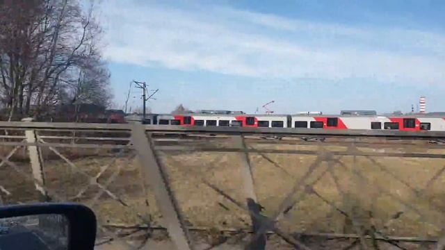 Погоня за электропоездом ЭС2Г 146 Ласточка смотреть онлайн