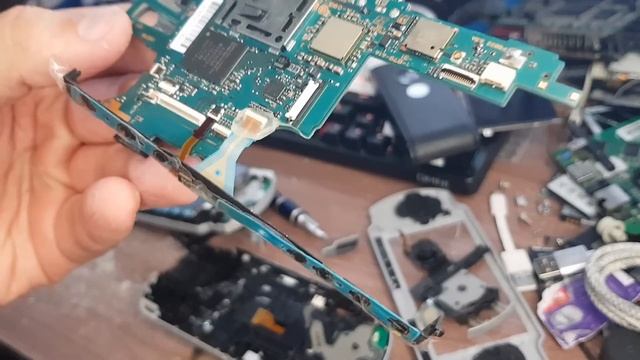 МНЕ ПОДОГНАЛИ 4 НЕРАБОЧИХ PSP, А Я ПОПЫТАЛСЯ ИХ ОТДРИСТАВРИРОВАТЬ/РЕМОНТ/ДИАГНОСТИКА/РЕСТАВРАЦИЯ смотреть онлайн