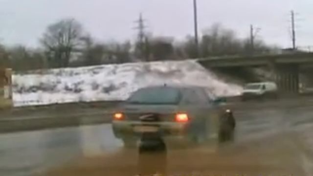 ВАЗовцы едут домой.avi смотреть онлайн