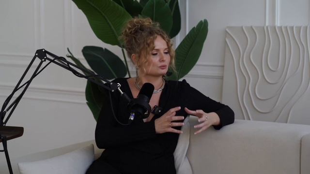 Жир чуть не разрушил семью? Что реально помогло похудеть? ИНТЕРВЬЮ с Калининой Юлией DA KRUTO смотреть онлайн
