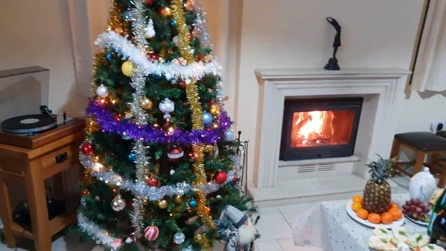 Поздравляем с новым 2019 годом! смотреть онлайн