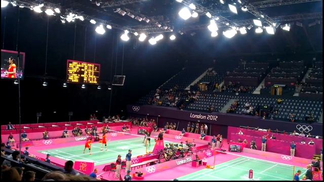 Olympics 2012 badminton Women's Double - China Vs Honk Kong 2nd Set, Wembley Arena 28/07/2012 смотреть онлайн