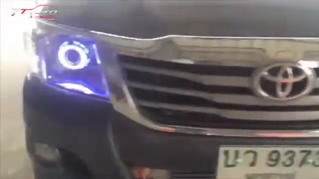 Toyota vigo - Projector Tranformer + Xenon смотреть онлайн