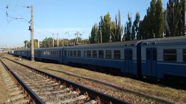 ЭР9М-514 с рейсом №6608 сообщением Коростень - Киев отправляется со станции Беличи смотреть онлайн