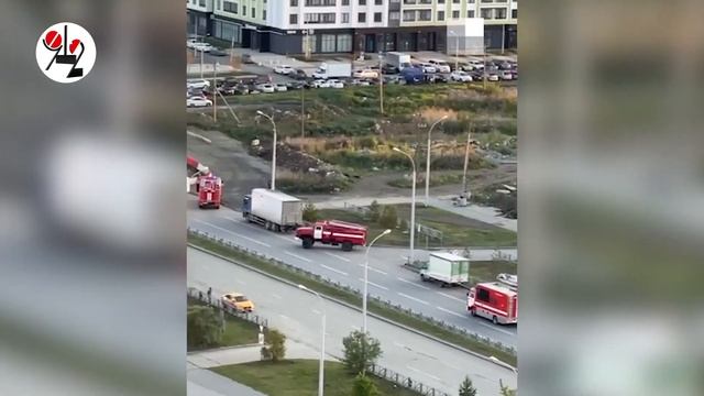 Однушка после бухача заполыхала на 23 этаже. Real video смотреть онлайн