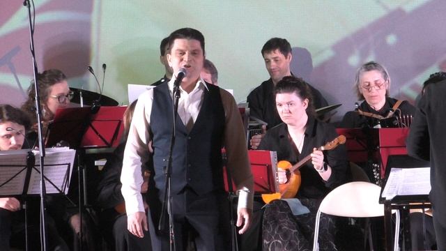 "Бубамара" Цыганская песня из к/ф "Чёрная кошка - белый кот" Поет Константин Гилев смотреть онлайн