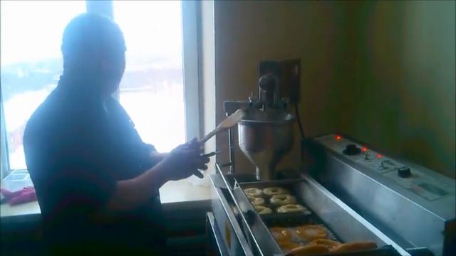 ЛУЧШИЕ ПОНЧИКИ НА  BELSHAW DONUT ROBOT MARK 2