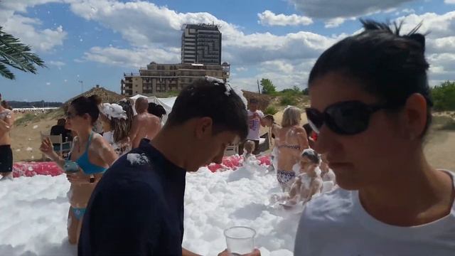 #Sunny beach#Kikki Beach/пенная дискотека смотреть онлайн