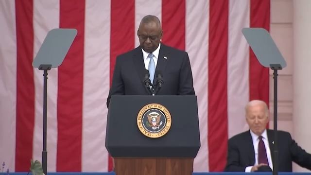 Watch How Long Biden Falls Asleep During Important Speech смотреть онлайн