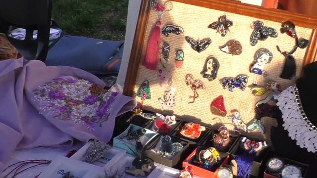 Yerevan, 07.04.19, Su, (на рус.) Video-2, Вернисаж на Лебедином Озере. Встреча смотреть онлайн