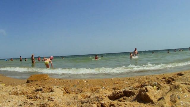 ОБСТАНОВКА НА ПЛЯЖАХ ОДЕССЫ. Ривьера. Фонтанка вода местами холодная смотреть онлайн