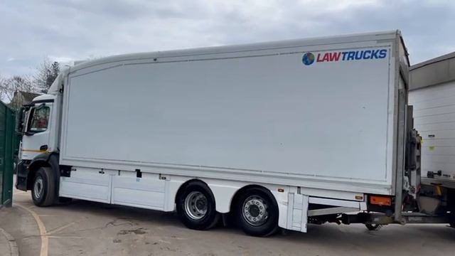 Mercedes Actros 2540 Day Cab Fridge Box Drawbar (PN65 EYD - Law Trucks) смотреть онлайн