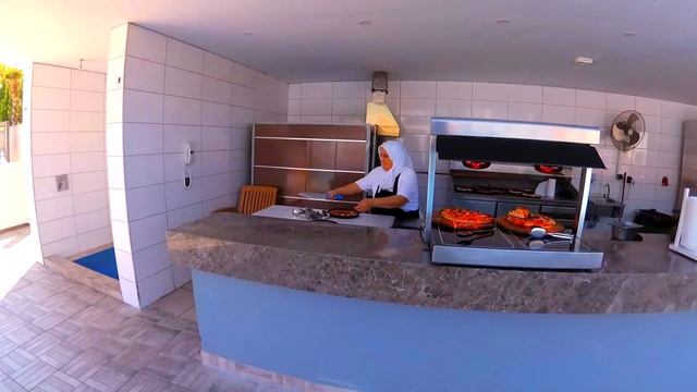 SENSITIVE PREMIUM RESORT & SPA 5(3 часть).Мы отожгли в бассейне