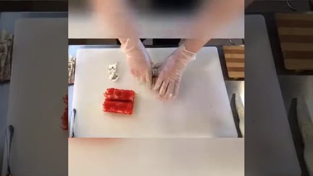 Нарезка и подача ролов. смотреть онлайн