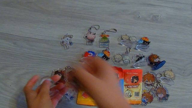 Новая акция в Магните Приключение года в Магнит, распаковка геншин брелков Магнит, геншин игра смотреть онлайн