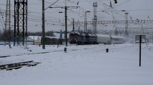 Тепловоз 2ТЭ116У-0046. С приветливой бригадой. Отправление.