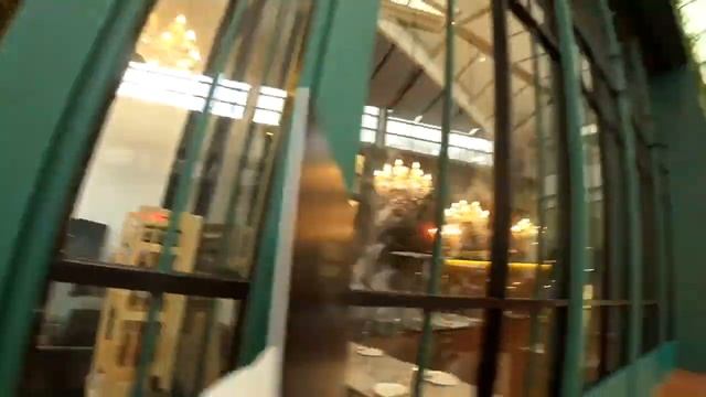 БАНГКОК 2024 / Самый БЕЗУМНЫЙ город Азии? Жизнь, еда, лучшие места / Таиланд смотреть онлайн