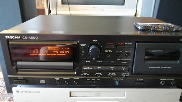 Tascam CD-A500 Видео работы к моему объявлению на сайте Авито.