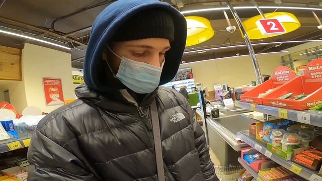 СКУПИЛ ВСЕ СЛАДОСТИ В МАГАЗИНЕ ДЛЯ БРАТЬЕВ смотреть онлайн