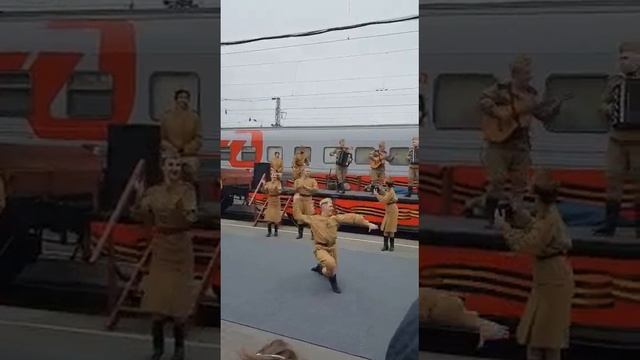 Моздок ЖД станция 19.04.23. смотреть онлайн