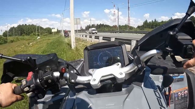 КУПИЛИ CFMOTO 800. Веселые покатушки на квадроциклах. смотреть онлайн