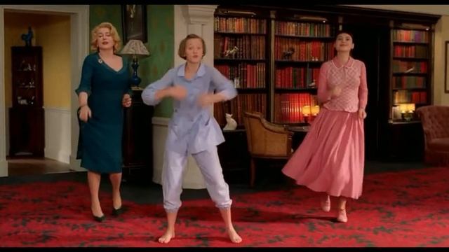 Восемь женщин - Песня Катрин/ 8 femmes - Catherine’s Song(HQ) смотреть онлайн