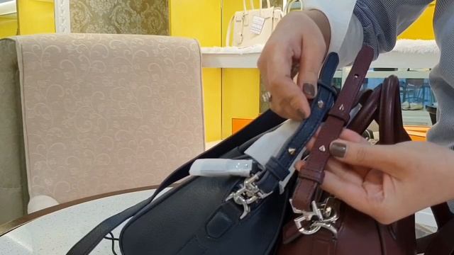 How to Authenticate Givenchy Mini Antigona Bag | Bag Talks by Anna смотреть онлайн