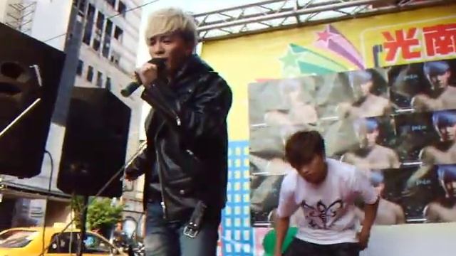 2014.12.06 林大晉JIN LIN MY GIRL@彰化光南精靈降臨簽唱會 смотреть онлайн