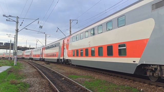 ЭП1М-629 с поездом №358 Имеретинский Курорт - Уфа смотреть онлайн