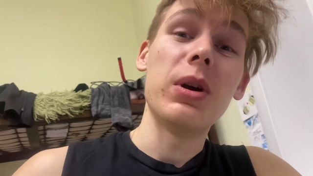 Влог-общажные разборки. Еда не дома смотреть онлайн