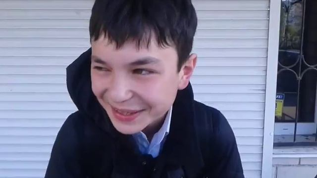 Пацан рассказывает историю про бабку-бомжарку смотреть онлайн