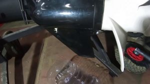 замена масла в редукторе лодочного мотора