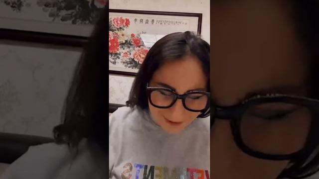 Марина Тристановна в прямом эфире 02.06.2022. Давно не была у косметолога. смотреть онлайн