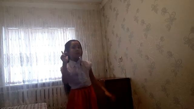 Маленькая Айгерим Калаубаева смотреть онлайн